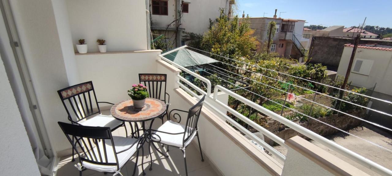 Apartment Joy Makarska Bagian luar foto